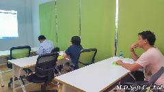 ผู้เข้าอบรมให้ความสนใจในเนื้อหาของการอบรม