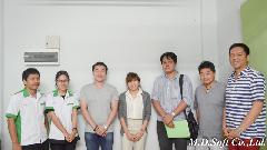 ถ่ายรูปร่วมกันของวิทยากรเเละผู้เข้าร่วมอบรมแนะนำ Features Odoo 9