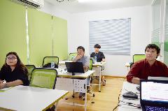 ผู้เข้าร่วมอบรมให้ความสนใจขณะที่วิทยากรบรรยาย