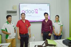 ถ่ายรูปรวมหลังการอบรมการนำ Odoo12 ใช้งานระบบ ERP สำหรับองค์กร