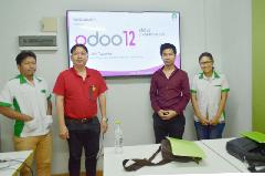 ถ่ายรูปรวมหลังการอบรมการนำ Odoo12 ใช้งานระบบ ERP สำหรับองค์กร